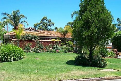 12 Farmfield Way, Morley, WA 6062