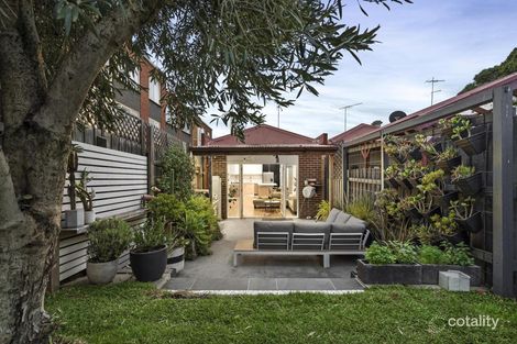 63 Bayswater Rd, Kensington, VIC 3031