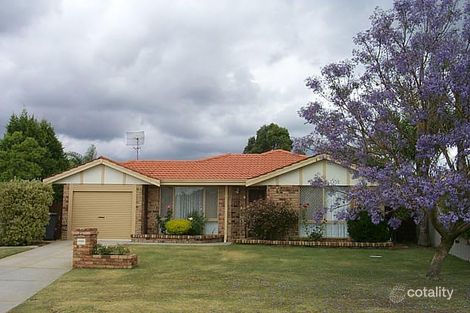 4 Lyrebird Loop, Seville Grove, WA 6112