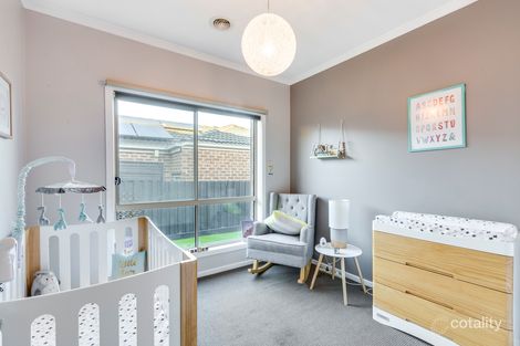 Property photo of 7 Mountbatten Way Sydenham VIC 3037