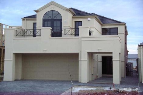 11 Lakefield Cres, Mawson Lakes, SA 5095