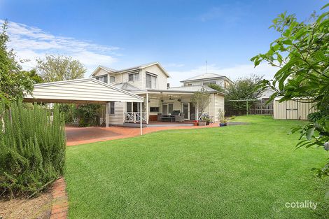 Property photo of 18 Girton Crescent Manifold Heights VIC 3218