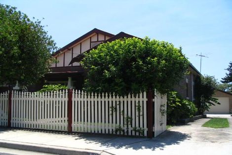 40 Bouvardia St, Russell Lea, NSW 2046