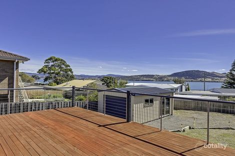 Property photo of 11 McKinly Street Midway Point TAS 7171