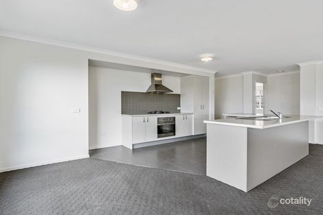 Property photo of 8 Dewar Crescent Maddingley VIC 3340