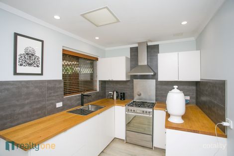32c Hope Rd, Palmyra, WA 6157
