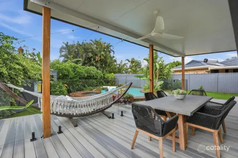 8 Ellioh Ct, Elanora, QLD 4221
