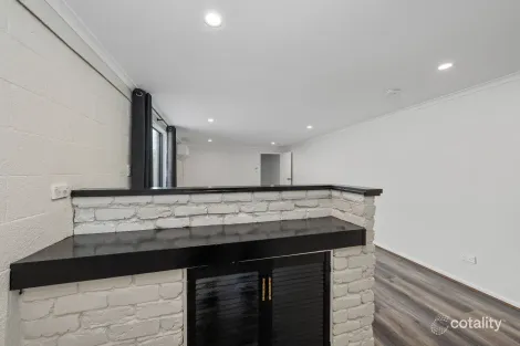 Property photo of 68 Scrub Road Carindale QLD 4152