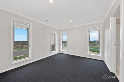 Property photo of 3 Watford Street Werribee VIC 3030