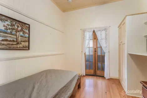Property photo of 4 Kallara Ipswich QLD 4305