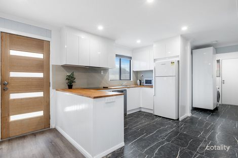 Property photo of 4 Lyons Court Cooloongup WA 6168