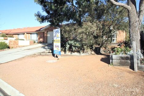 Property photo of 30 Maynard Street Ngunnawal ACT 2913