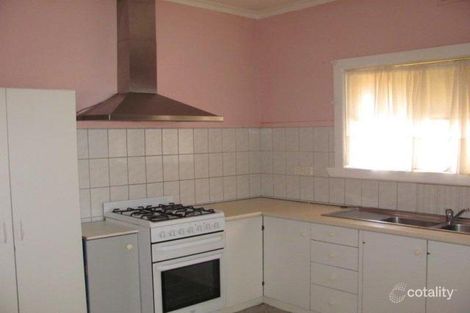 Property photo of 23 Vule Street St Albans VIC 3021