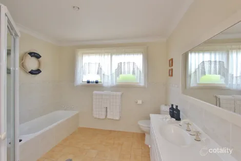 Property photo of 65 Scarborough Way Dunbogan NSW 2443