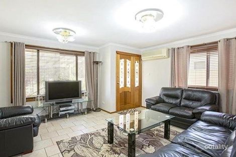 Property photo of 5 Mistletoe Avenue Claremont Meadows NSW 2747