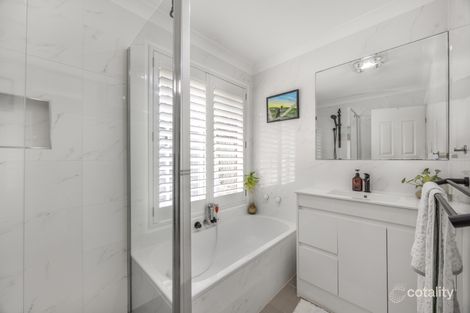 Property photo of 37 Melbourne Road Arundel QLD 4214