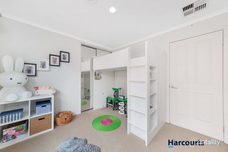 Property photo of 16 Eldridge Court Point Cook VIC 3030