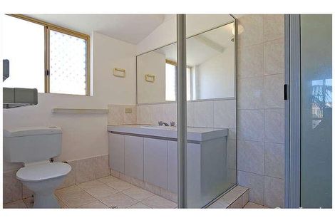 Property photo of 239 Summerlakes Parade Ballajura WA 6066