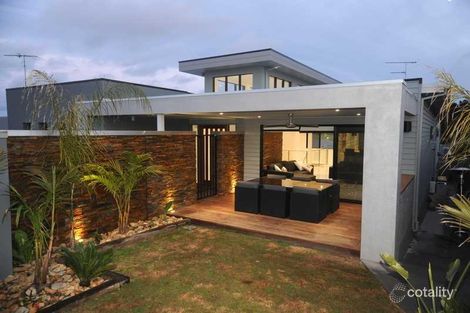 Property photo of 2 Pascoe Place Drysdale VIC 3222