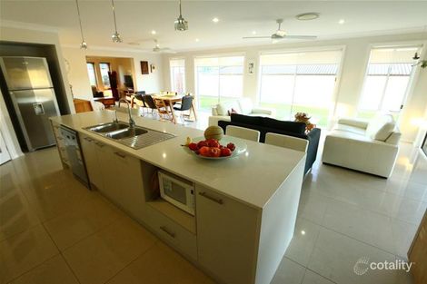 Property photo of 150 Casey Drive Hunterview NSW 2330