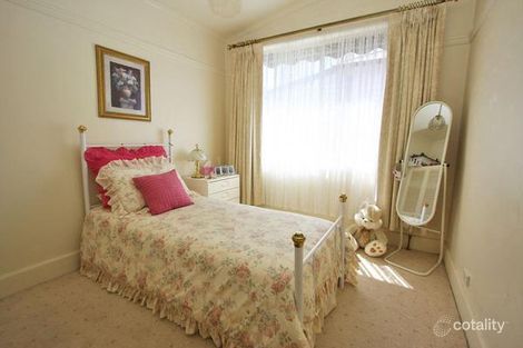 Property photo of 32 Robbs Road West Footscray VIC 3012