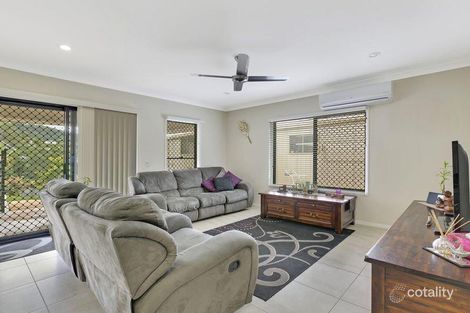 Property photo of 3 Castlereagh Close Pacific Pines QLD 4211