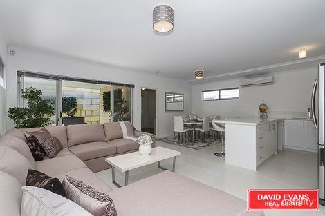 Property photo of 59 Midsummer Avenue Jindalee WA 6036