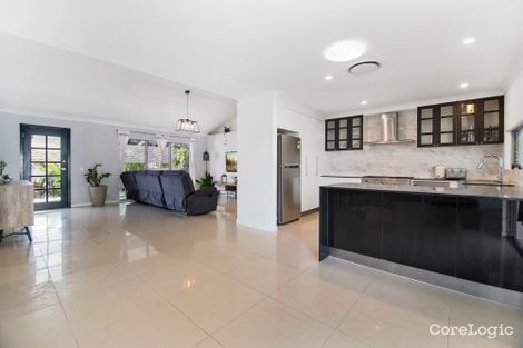 Property photo of 105 Oxley Drive Paradise Point QLD 4216