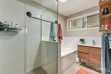 Property photo of 15 Kentville Street Mitchelton QLD 4053