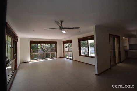 Property photo of 24 Wavecrest Drive Castaways Beach QLD 4567