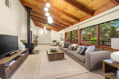 Property photo of 7 Long Valley Way Eltham VIC 3095