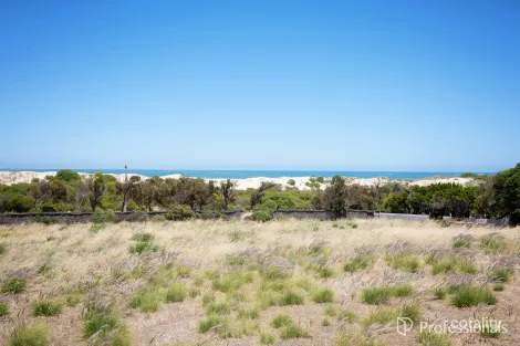 Property photo of 6 Evana Terrace Wandina WA 6530