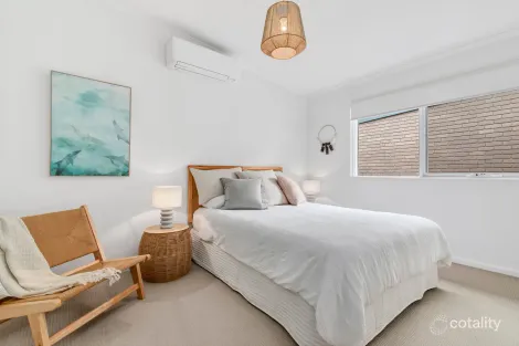 Property photo of 65 Bayview Road McCrae VIC 3938