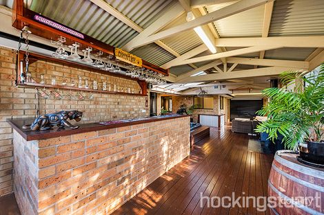 Property photo of 18 Lancaster Way Beaconsfield VIC 3807