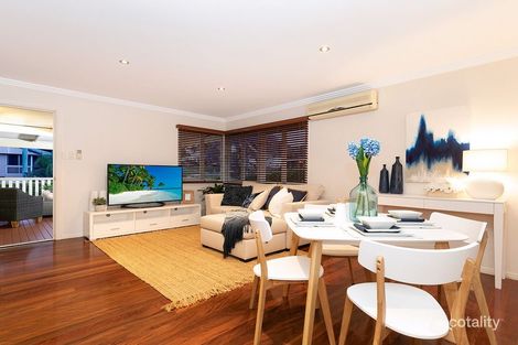 Property photo of 8 Casmaria Street Mansfield QLD 4122