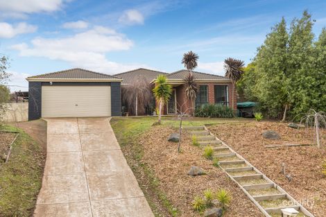 Property photo of 34 Robb Drive Romsey VIC 3434
