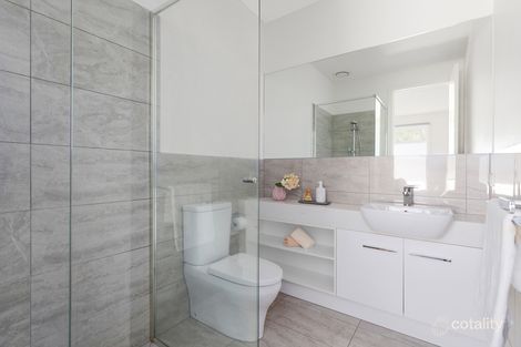 Property photo of 2/59 Cleveland Road Ashwood VIC 3147