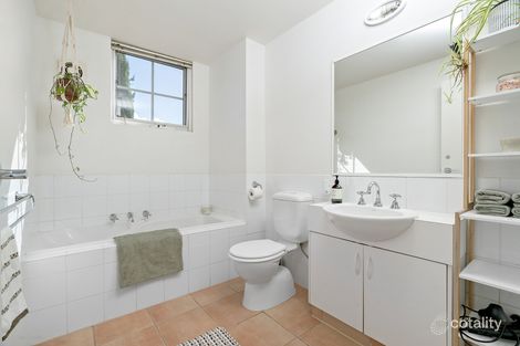 Property photo of 27/56 Beach Road Hampton VIC 3188