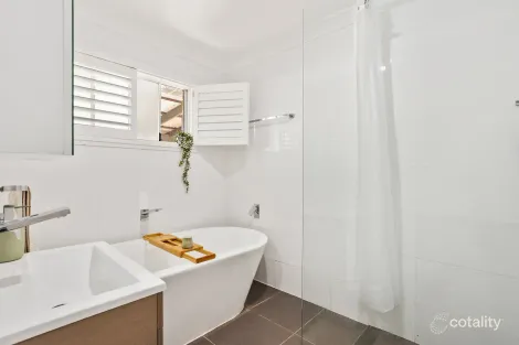 Property photo of 37 Meehan Drive Kiama Downs NSW 2533