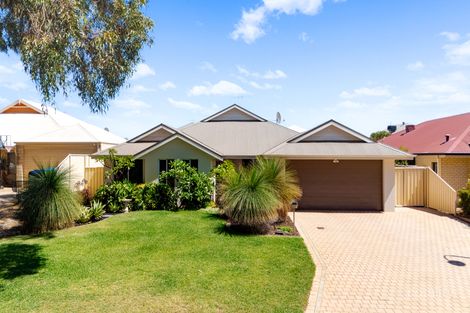 11 Malata Rdge, Lakelands, WA 6180