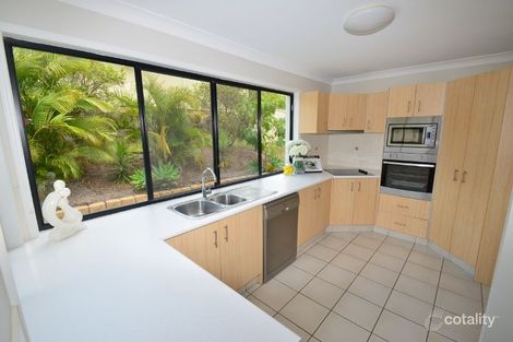 Property photo of 5 Tanzen Drive Arundel QLD 4214