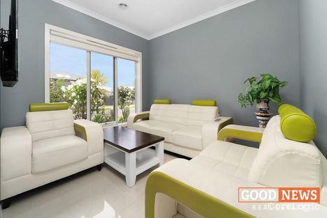 Property photo of 23 Yallaroo Chase Werribee VIC 3030