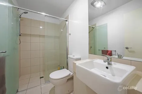 Property photo of 16/5036 Emerald Island Drive Carrara QLD 4211