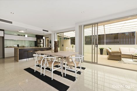 Property photo of 2/111 Thorn Street East Brisbane QLD 4169