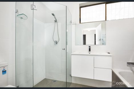 Property photo of 16 Alamein Avenue Narraweena NSW 2099