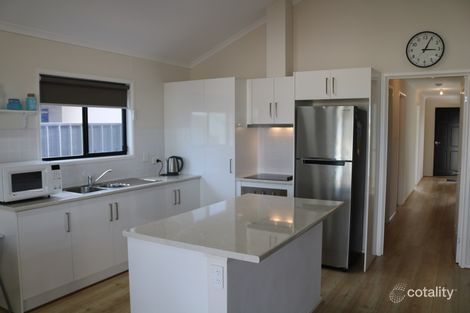 Property photo of 4 Hawk Road Port Vincent SA 5581