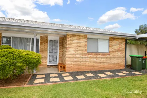 2/4 Newell Ave, Gunnedah, NSW 2380