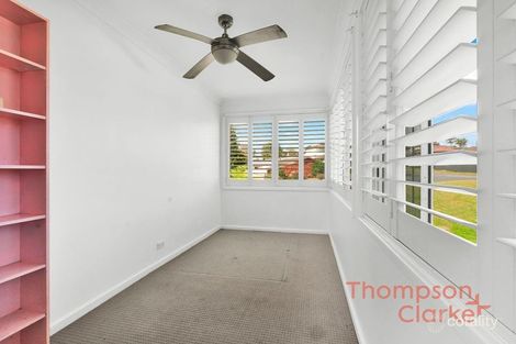Property photo of 4 Hartigan Close Rutherford NSW 2320