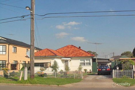 100 Seville St, Fairfield East, NSW 2165