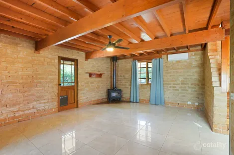 Property photo of 42 Klemm Road Kapunda SA 5373